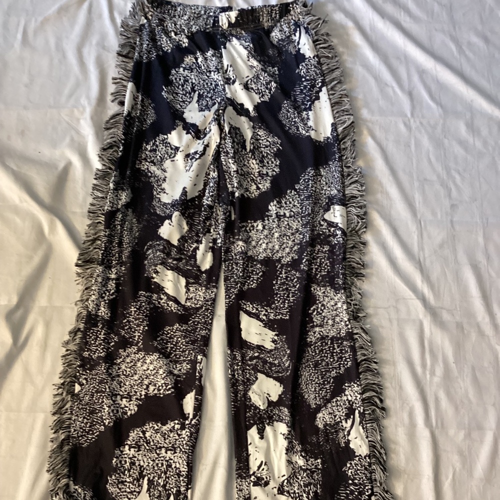WIDE LEG FRINGE DETAIL PANTS